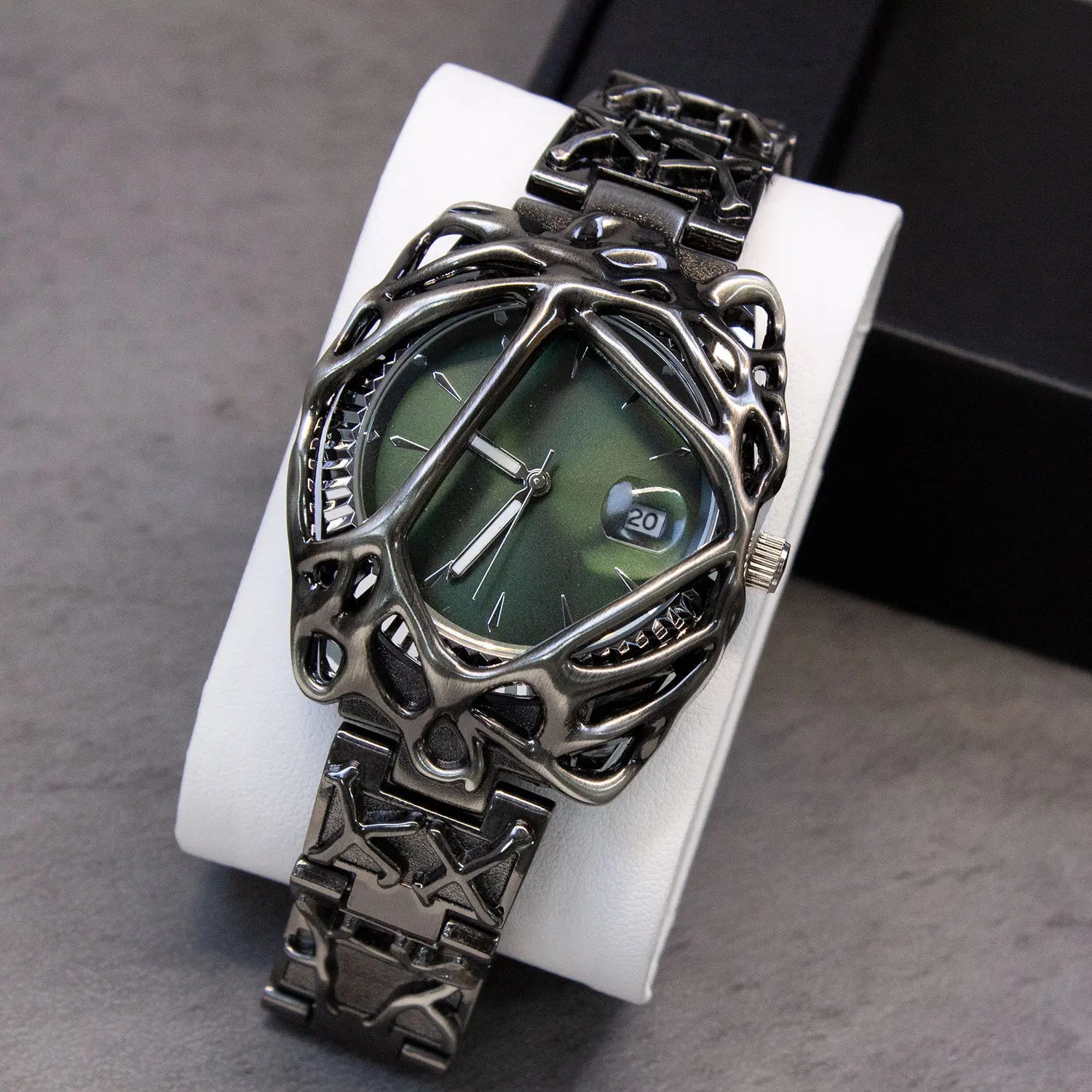 2025 Hot Sell Original Alabaster Style Quartz Watch Men Unisex Hot Medieval Old Unique Creative Shape High Quality AAA Clock