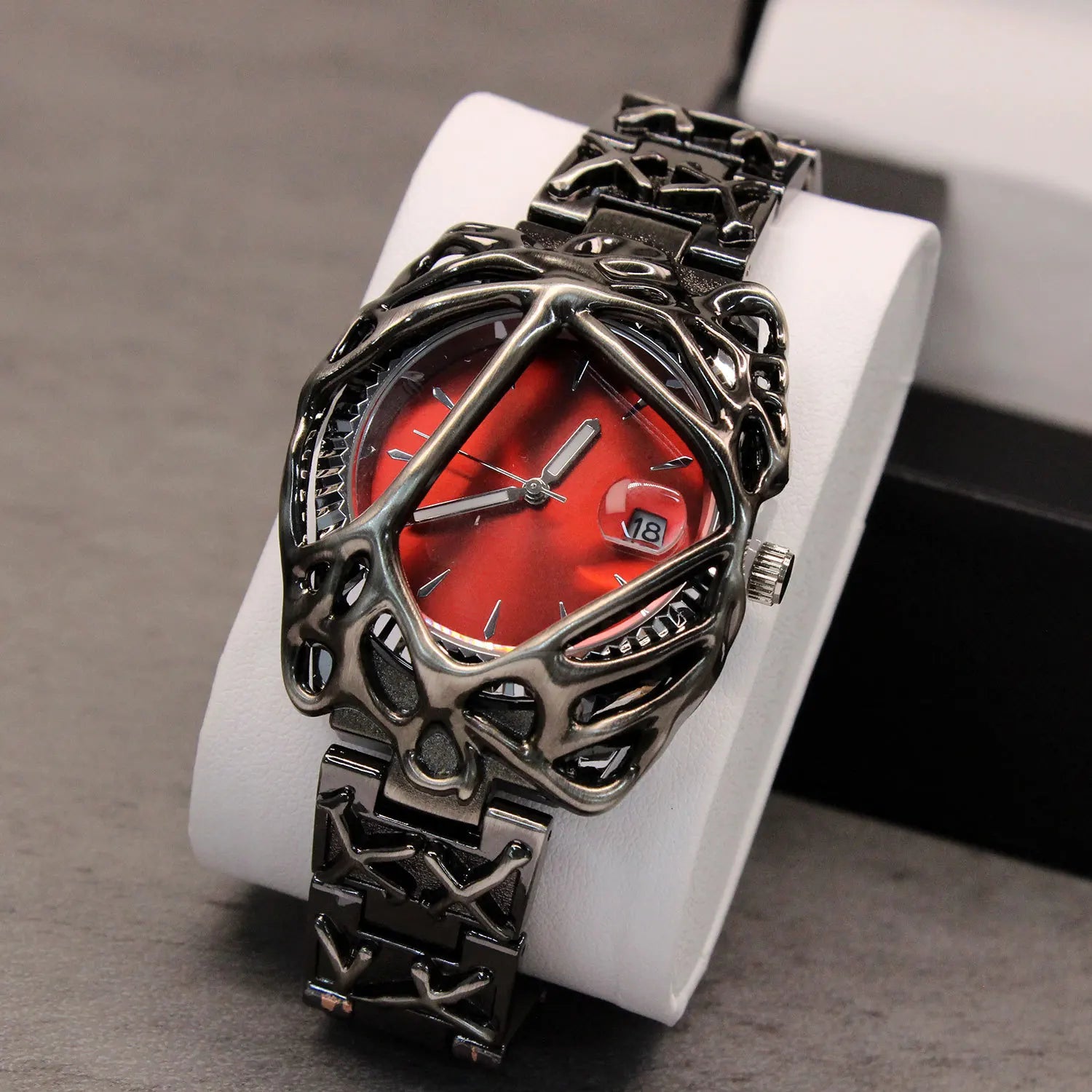 2025 Hot Sell Original Alabaster Style Quartz Watch Men Unisex Hot Medieval Old Unique Creative Shape High Quality AAA Clock